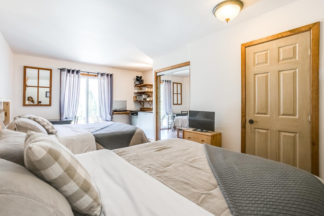 Le Nomade Mont Tremblant Apartment ลัค-ซุแปร์ริเออร์ ภายนอก รูปภาพ