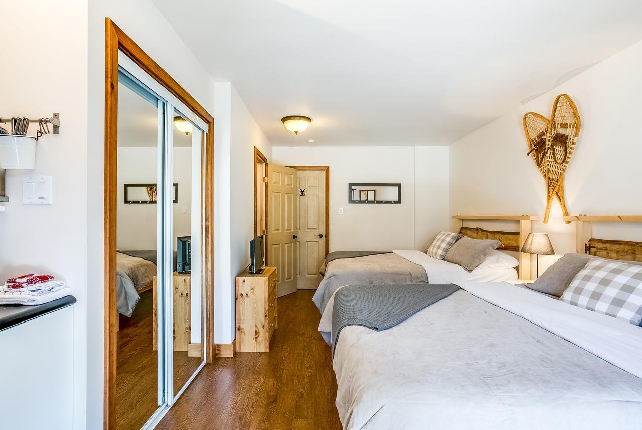 Le Nomade Mont Tremblant Apartment ลัค-ซุแปร์ริเออร์ ภายนอก รูปภาพ